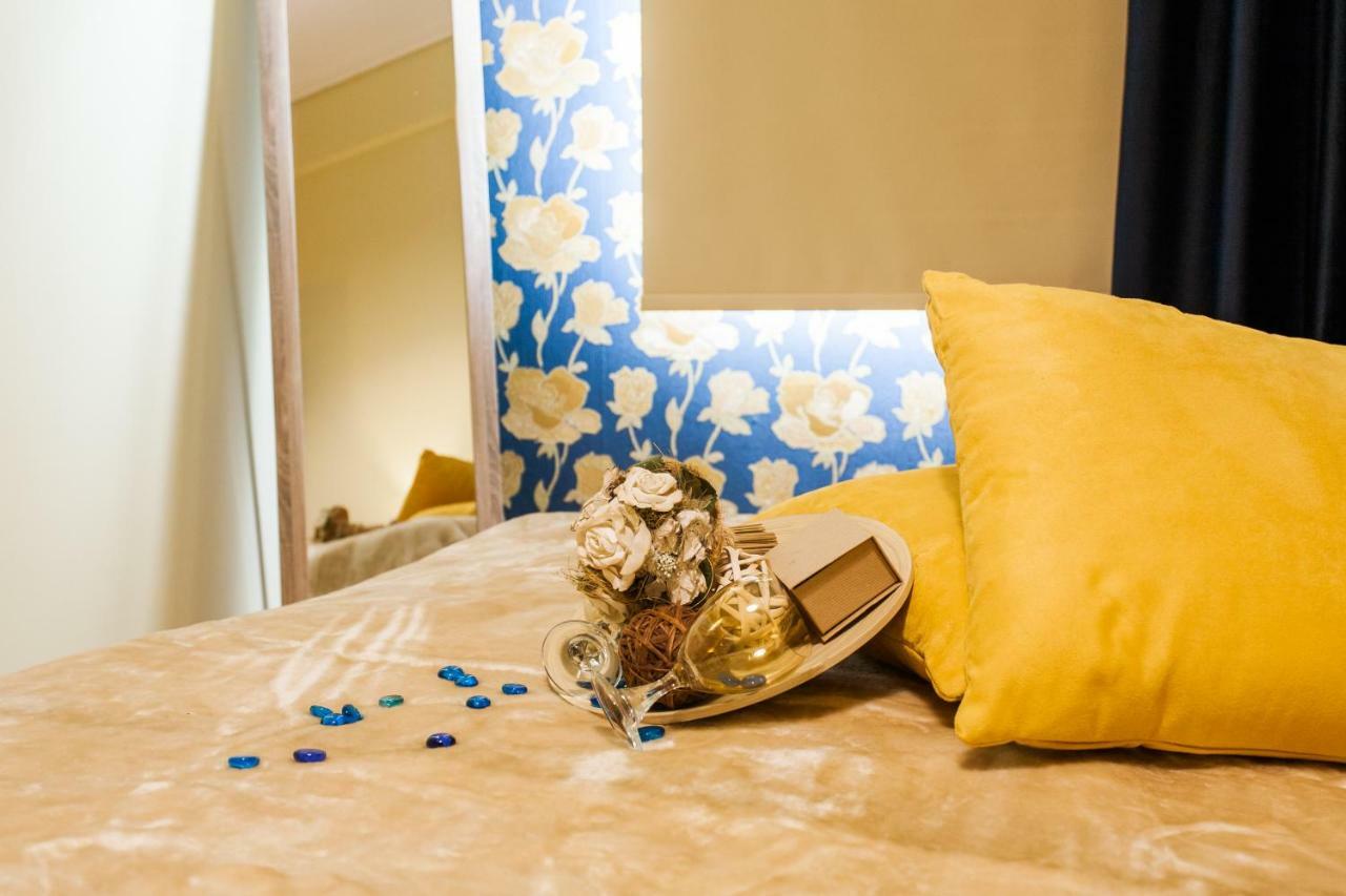 Private Central View Rooms In Apartment Near To Acropolis Metro Station Atina Dış mekan fotoğraf