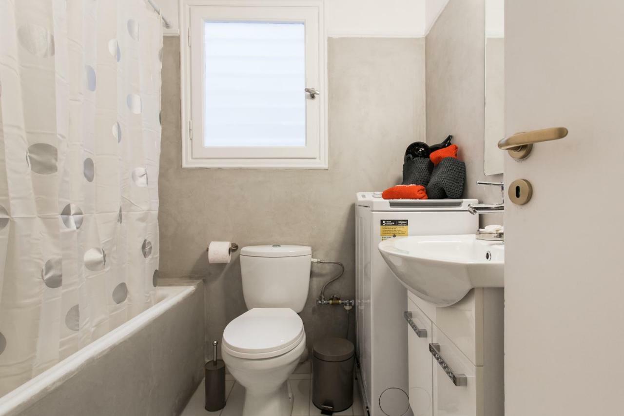 Private Central View Rooms In Apartment Near To Acropolis Metro Station Atina Dış mekan fotoğraf