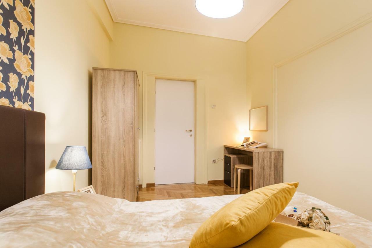 Private Central View Rooms In Apartment Near To Acropolis Metro Station Atina Dış mekan fotoğraf